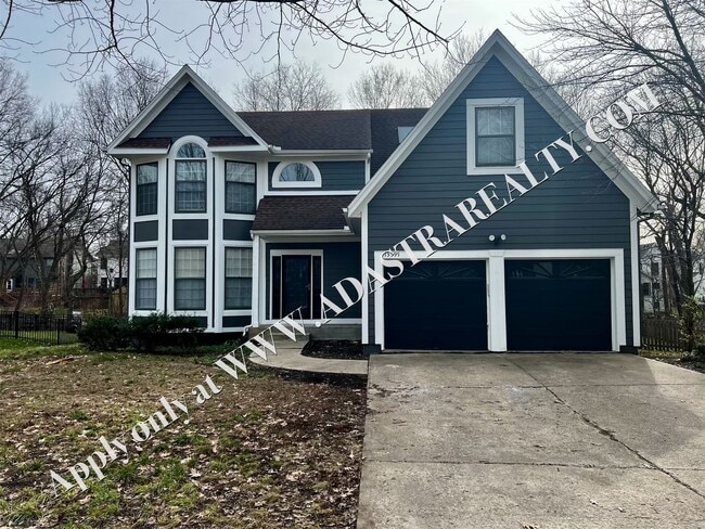 Building Photo - Beautiful Updated 4 Bedroom 2.5 Bath Home ...