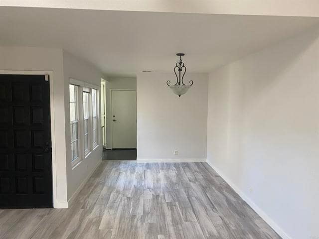 Building Photo - 12582 Calle Tamega