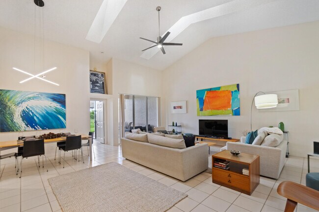 Foto del edificio - 1302 Mahogany Pl