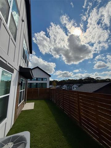 Foto del edificio - 4413 Janssen Ave