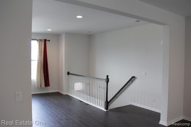 Building Photo - 47757 Alden Terrace N