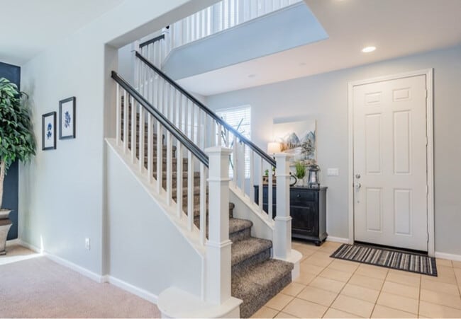 Building Photo - 1630 Le Conte Dr