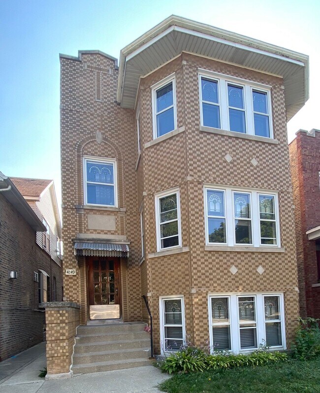 Foto del edificio - 4149 N Marmora Ave
