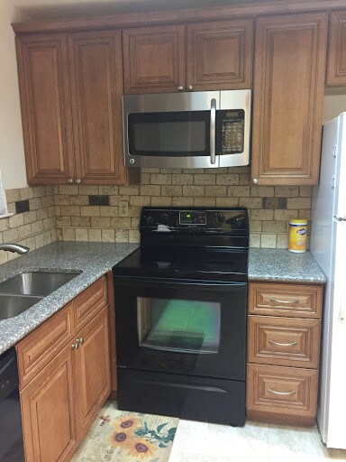 Kitchen- Sink & Faucet - 3120 Devonshire Dr