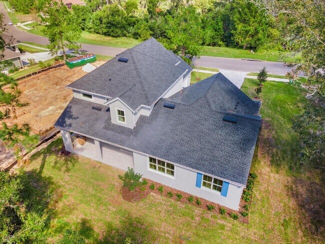 Foto del edificio - 6622 Summit View Dr