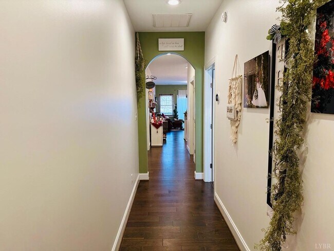 Foto del edificio - 1313 Emerald View Ct