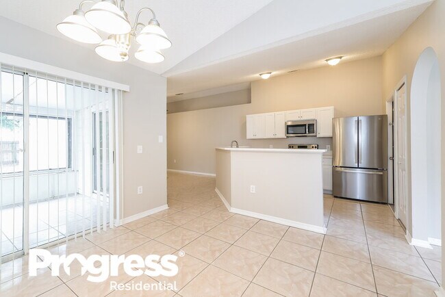 Building Photo - 5 Sequoia Way