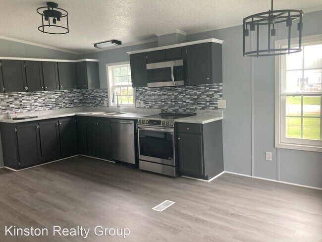 Foto del edificio - 3 br, 2 bath House - 3882 Ferrell Dr.