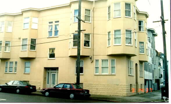 Building Photo - 1205 4th Ave
