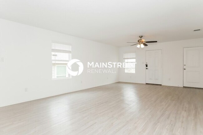 Building Photo - 3 Bedroom Pet-Friendly Home in Converse, TX with Main Street Renewal