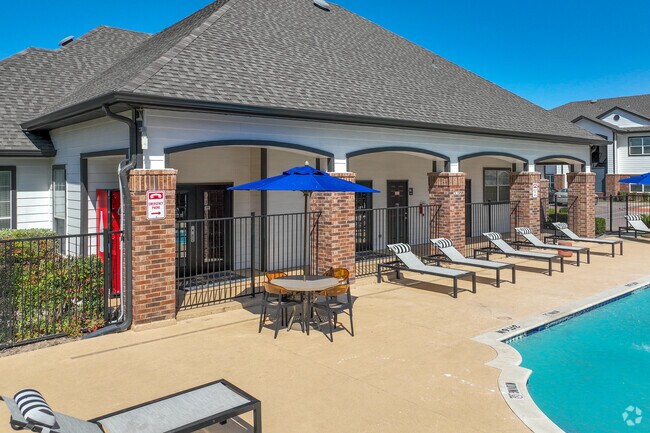 Piscina - Worthington Point Apartments