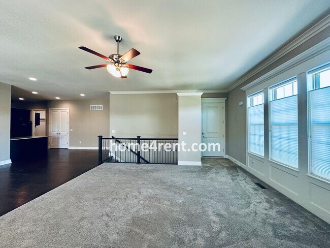 Foto del edificio - Main Level Primary Bedroom, Updated Kitche...
