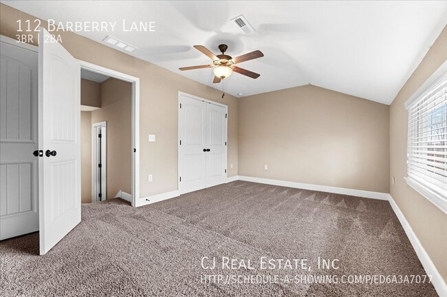 Building Photo - 112 Barberry Ln