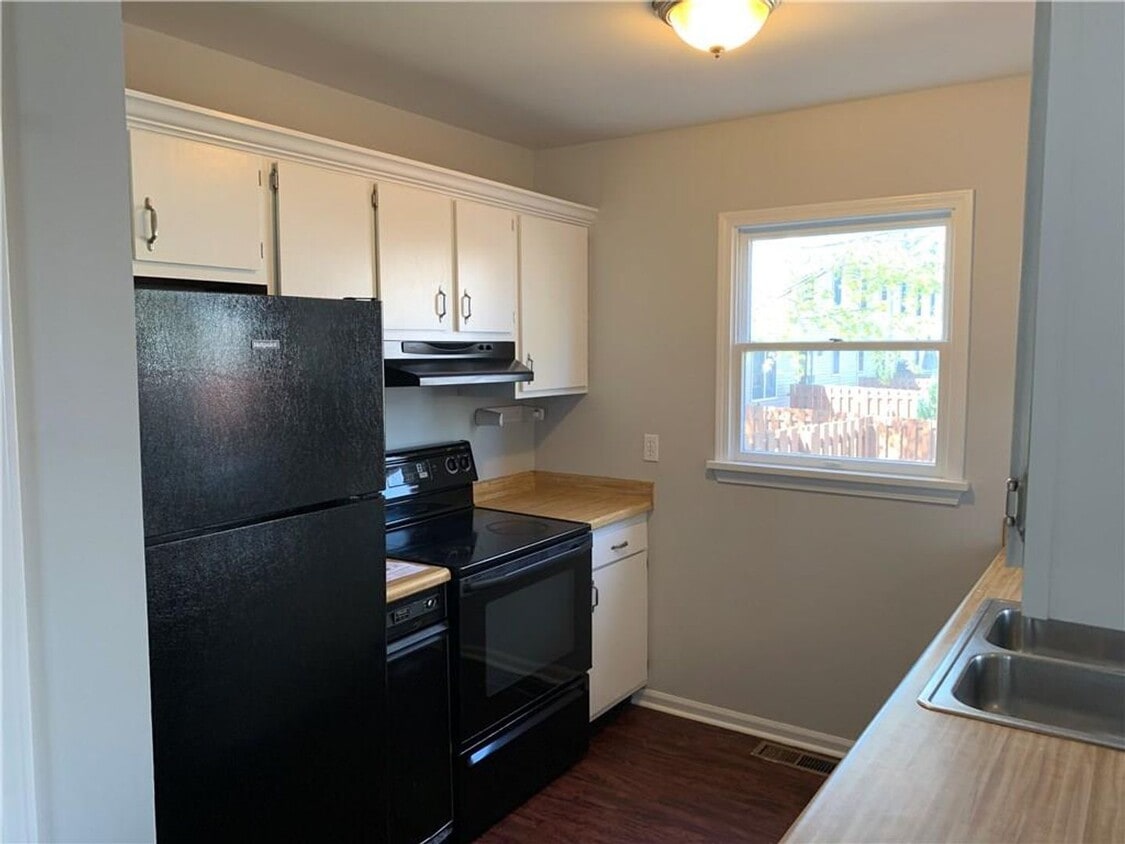 6409 Sterling Cir, Victor, NY 14564 Townhome Rentals in Victor NY