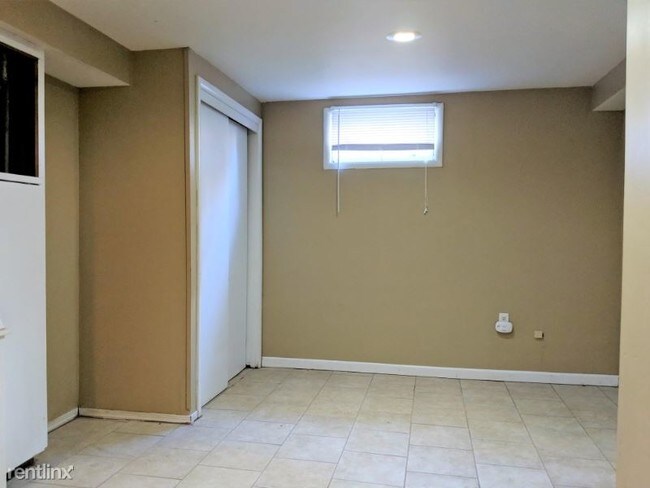 Foto del edificio - 2 br, 1 bath House - 4840 Pratt St