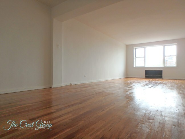 Building Photo - 2700 Henry Hudson Pky