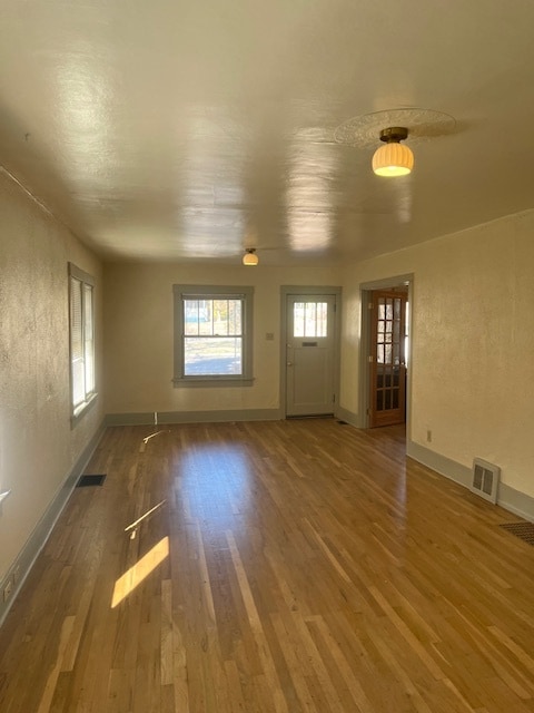 Foto del edificio - 831 E Platte Ave