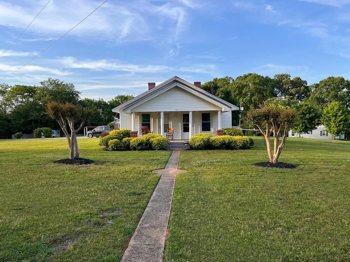 Primary Photo - 181 Belue Rd