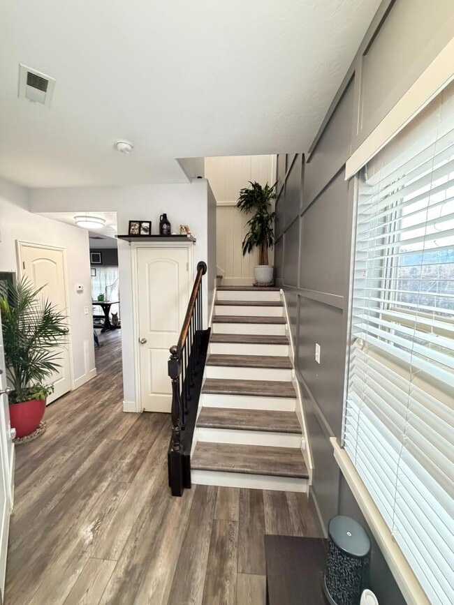 Photo - 6929 S Vlg Hvn Dr Apartment