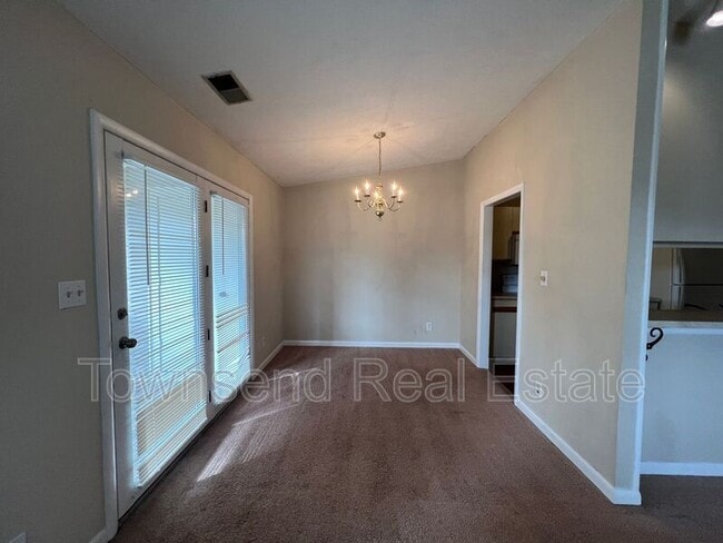 Building Photo - 663 Bartons Landing Pl