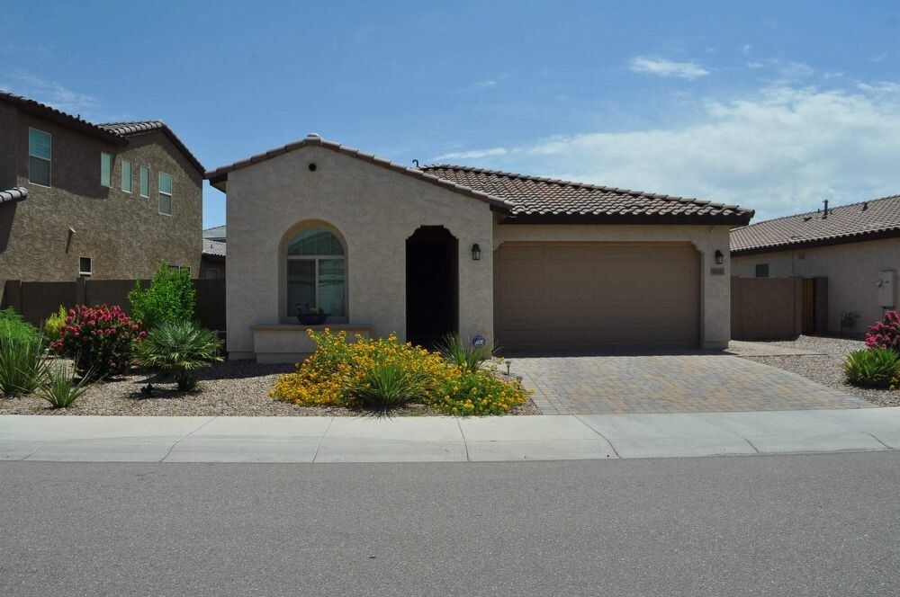 LOOP 303 HAPPY VALLEY ROAD House Rental in Peoria, AZ