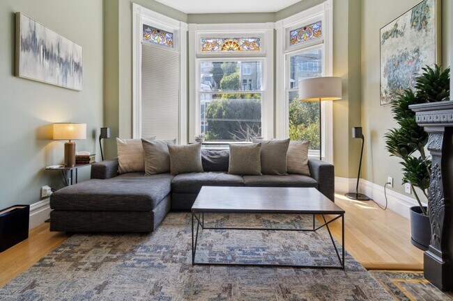 Foto del edificio - Charming, Furnished 1bd in the Castro