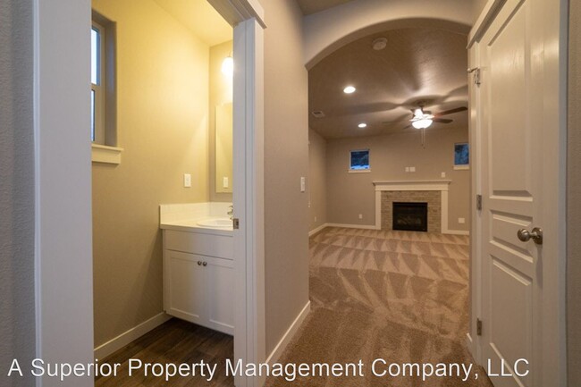 Building Photo - 3 br, 2.5 bath House - 2971 NE Quiet Canyo...