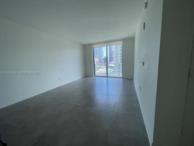 Building Photo - 1100 S Miami Ave