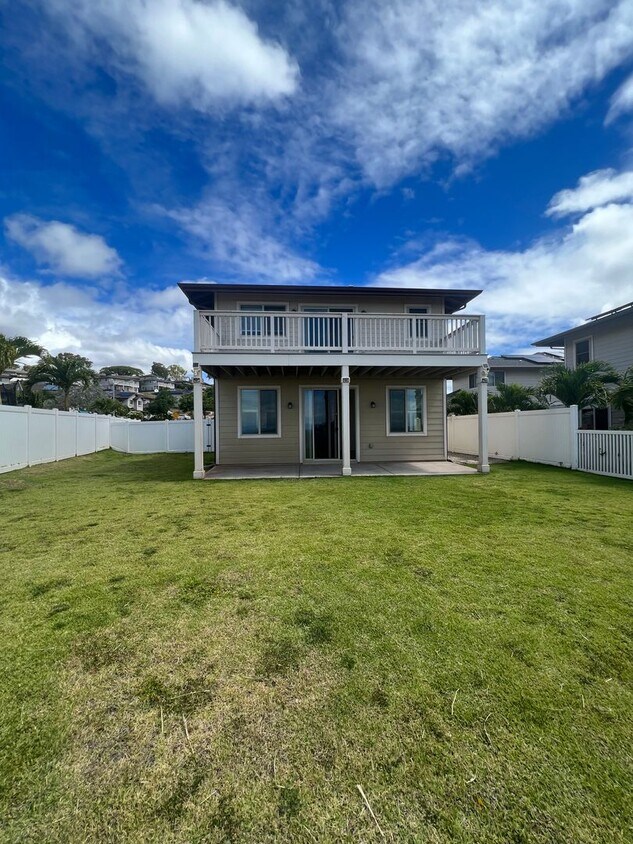 4 Bedroom 2-Story house at Kahiwelo, Makak... - 4 Bedroom 2-Story house at Kahiwelo, Makak...