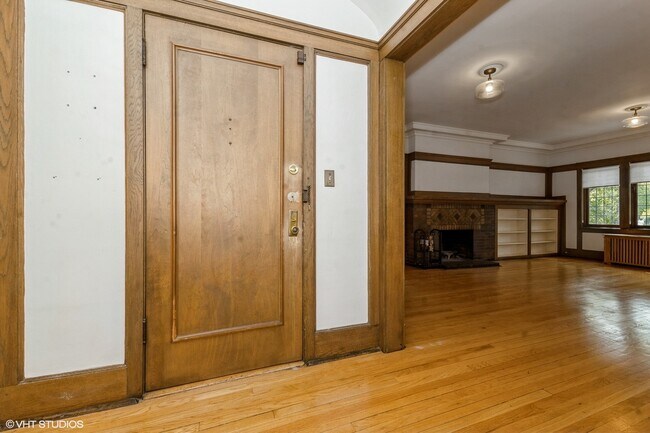 Foto del edificio - 5656 S Dorchester Ave
