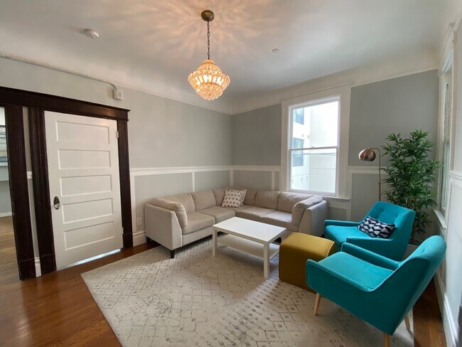 Foto del edificio - 2816 Harrison St