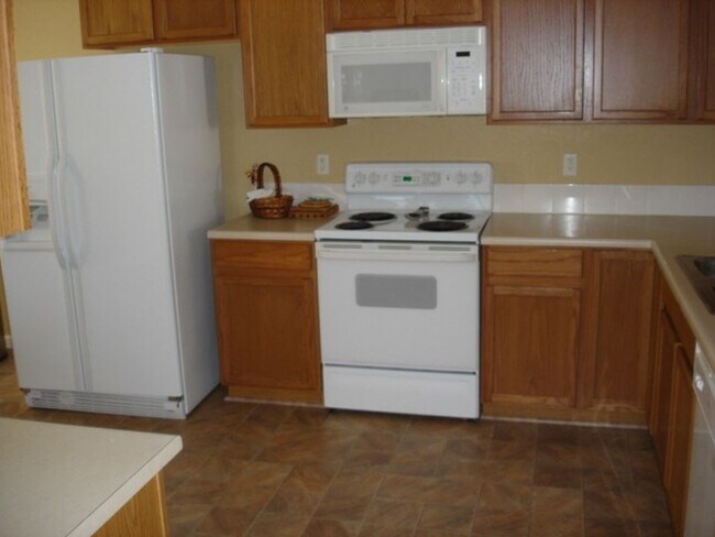 Foto del edificio - 5180 Sand Hill Dr