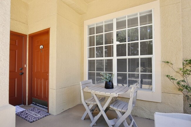 Photo - Crescent Place 26-100 Apartment