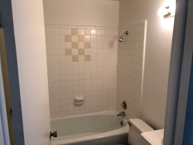 Foto del edificio - 1490 N 75 W