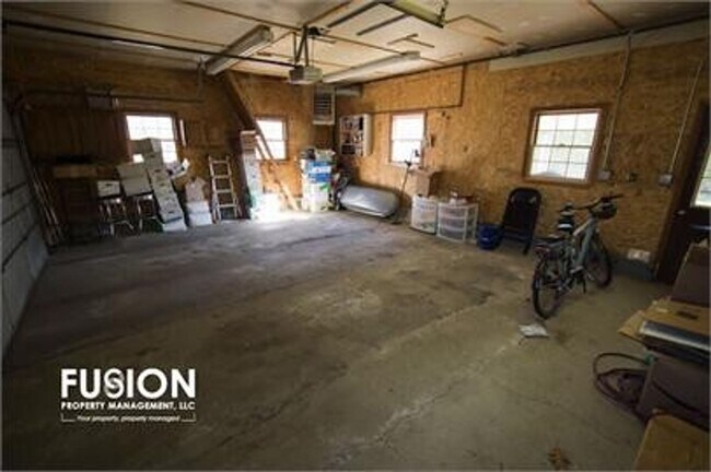 Foto del edificio - Wonderfully Charming 3 bed 2 bth home in C...