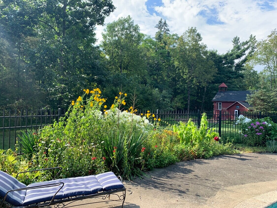 2585 NY212, Woodstock, NY 12498 House Rental in Woodstock, NY