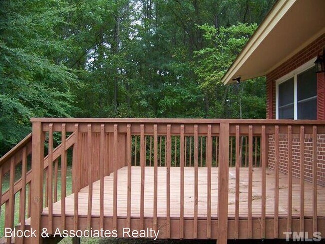 Building Photo - 3 br, 2 bath House - 1732 Gulf Road