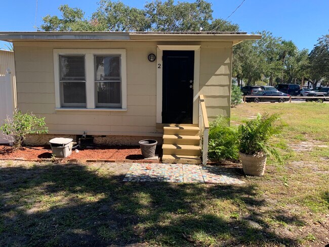 Foto del edificio - 714 Railroad Ave E