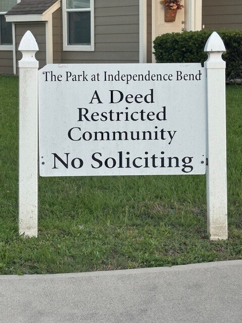Foto del edificio - 6815 Independence Blvd