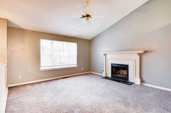 Foto del edificio - Charming Property  -Finished Basment/Priva...