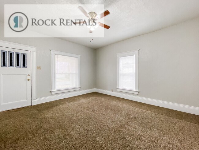 Foto del edificio - Cute 2 Bed 1 Bath House in Quiet Neighborhood