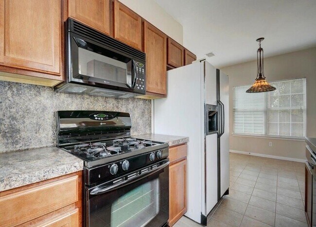 Foto del edificio - 1172 Oak Grove Ave