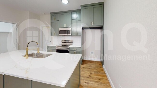Foto del edificio - 8003 W Elizabeth Ln