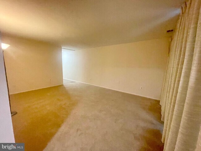 Foto del edificio - 8493 Greenbelt Rd