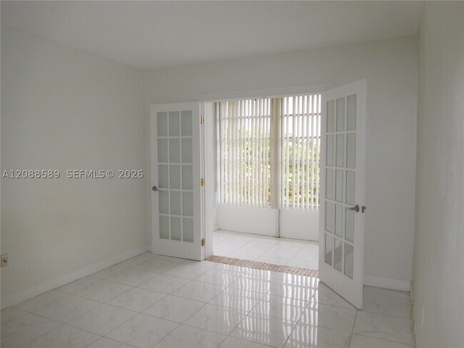 Foto del edificio - 2820 NE 201st Terrace