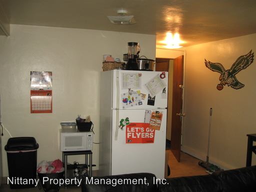 Foto principal - 2171 E College Ave