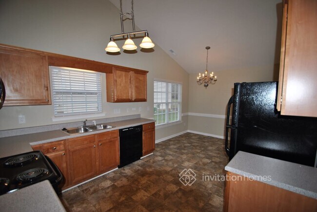 Building Photo - 2415 Pepperstone Dr