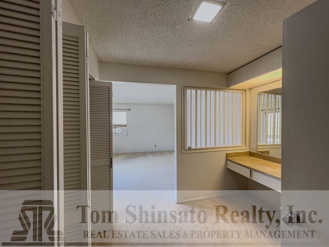 Foto del edificio - Townhouse at Mariner's Village 2