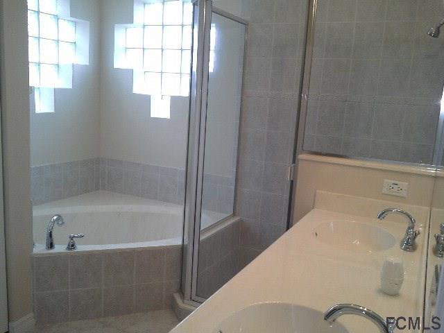 Building Photo - 93 Raintree Cir