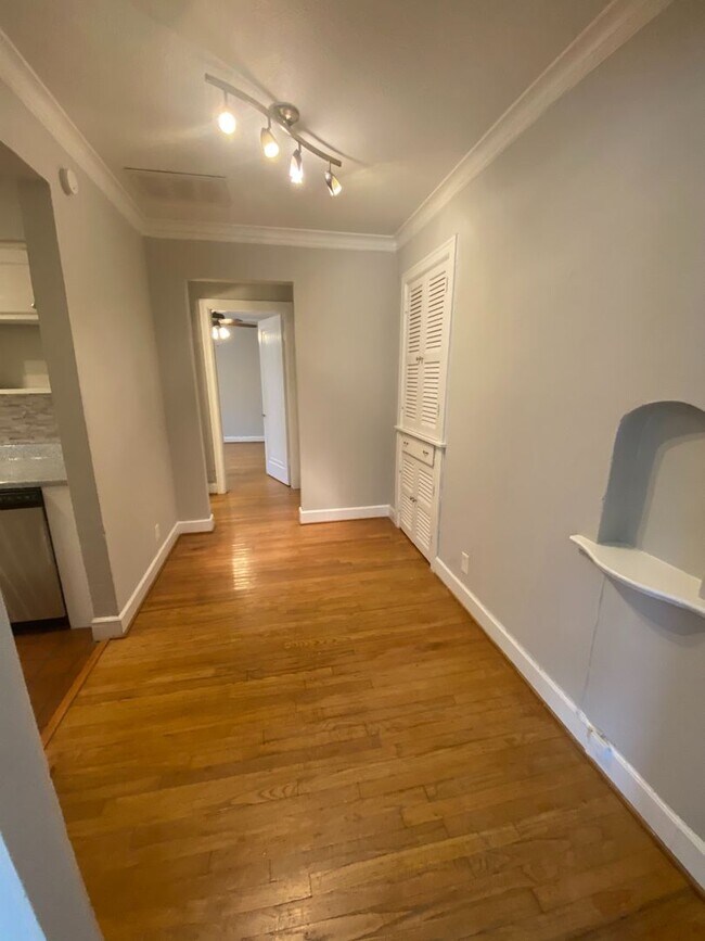 Foto del interior - 4000 Hawthorne Avenue